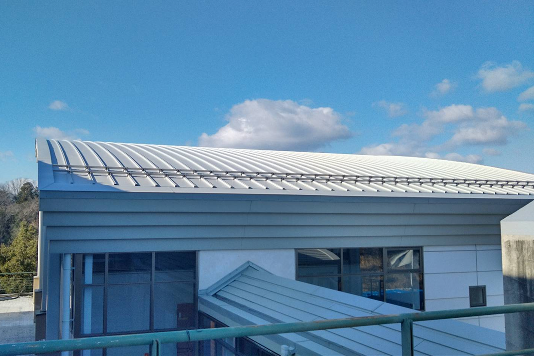 屋根改修工事の写真